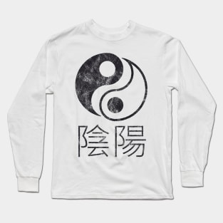 Yin and Yang Traditional Long Sleeve T-Shirt